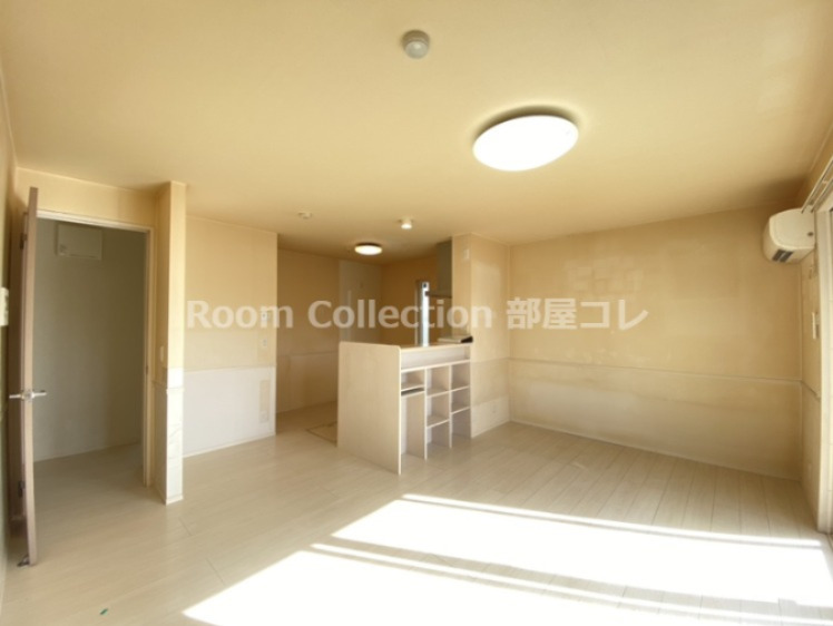 居室・リビング　※同物件写真