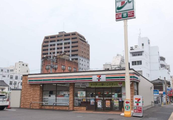 コンビニ　セブン－イレブン大分府内町２丁目店（コンビニ）まで141m