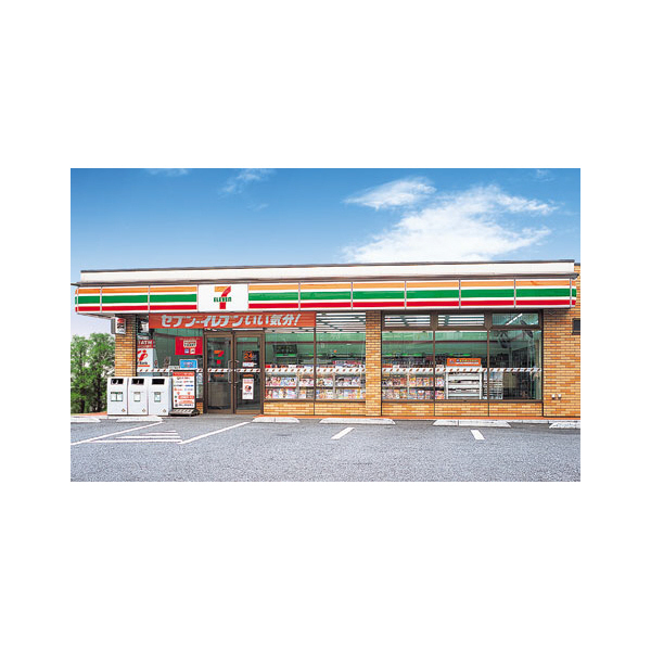 コンビニ　セブンイレブン京都西大路花屋町店（コンビニ）まで257m