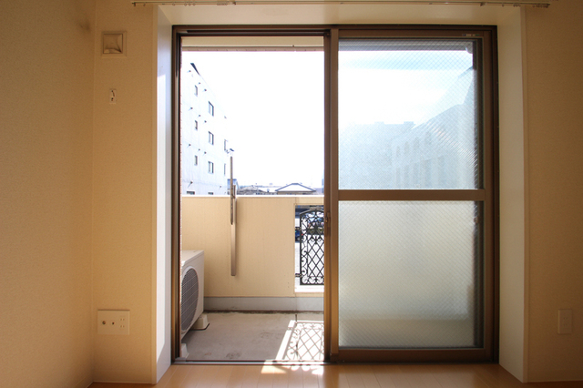 バルコニー　※別室の参考写真の為、現況優先です。