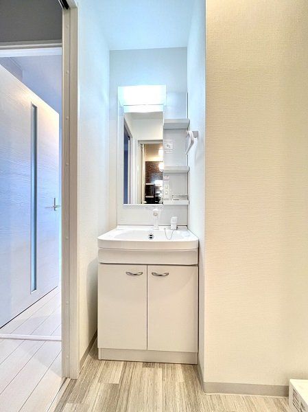 洗面設備　※代表タイプの写真のため実際と異なる場合がございます