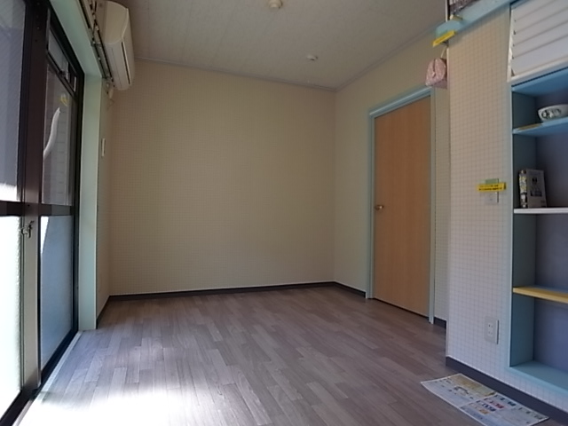 居室・リビング　洋室部分。