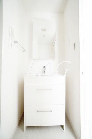 洗面設備　独立洗面台です。