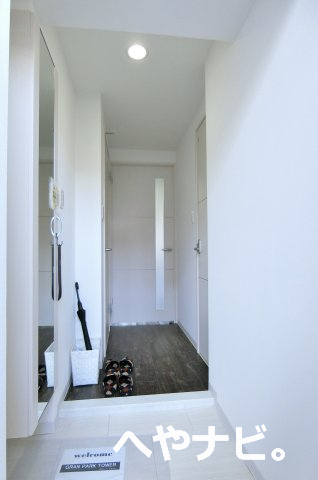 玄関　★玄関※モデルルームです。