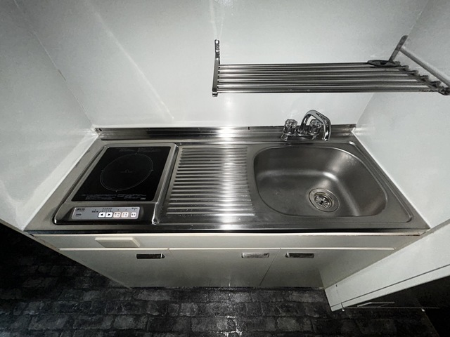 キッチン　別部屋参考写真です