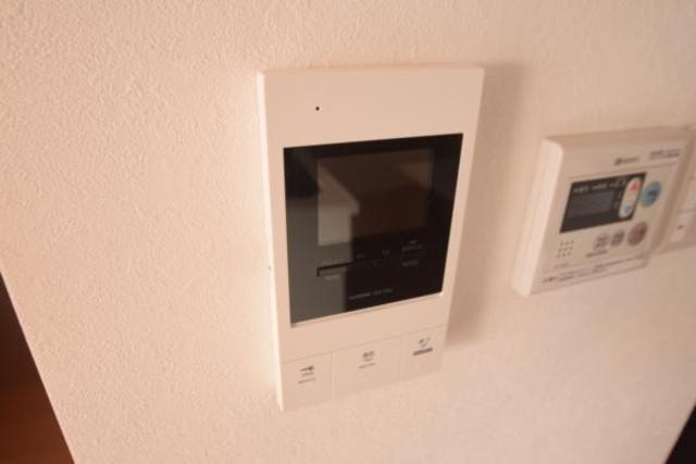 セキュリティ　内装は別部屋の参考写真です。