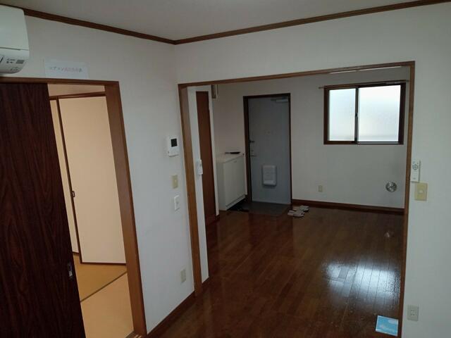 居室・リビング　?