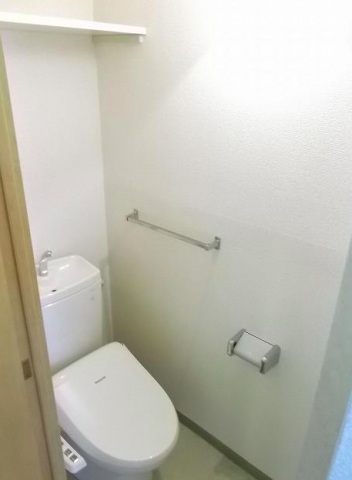 トイレ　別部屋参考画像