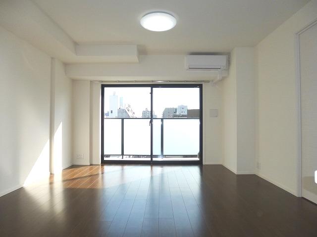 居室・リビング　ペット可、インターネット使用料無料