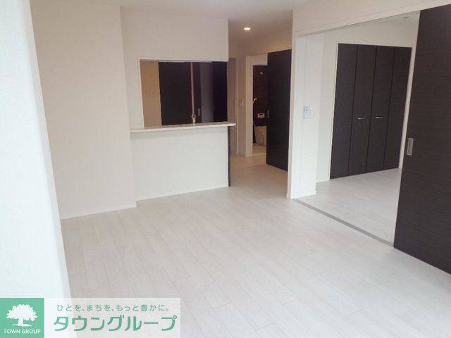 居室・リビング　★お部屋探しは株式会社タウンハウジング東京まで★