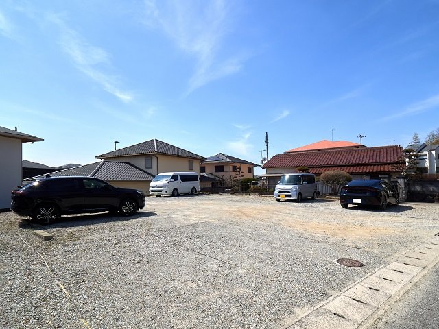 駐車場　近隣駐車場になりますが一台分付いています。