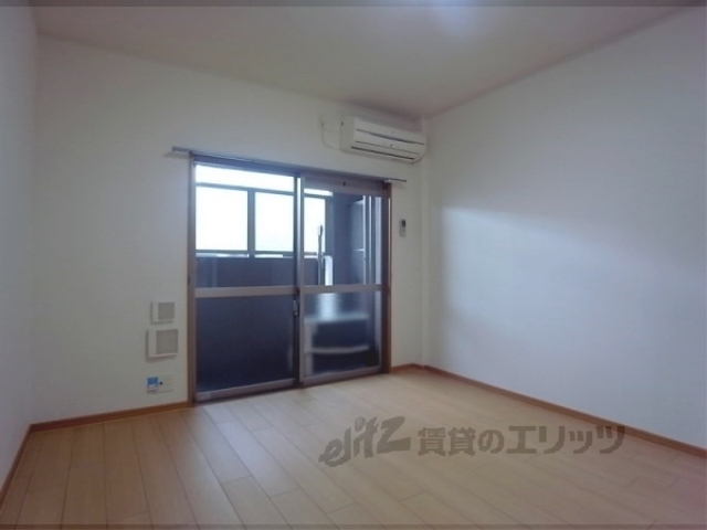 居室・リビング　洋室