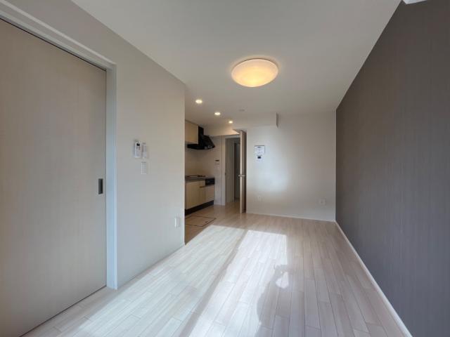 居室・リビング　室内