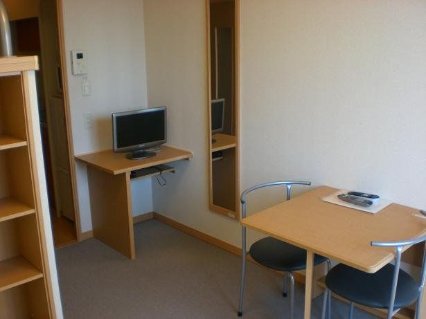 居室・リビング　1Fはフローリング、2Fはカーペット