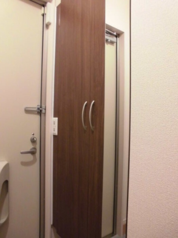 玄関　図面と現状に相違がある場合には現状を優先