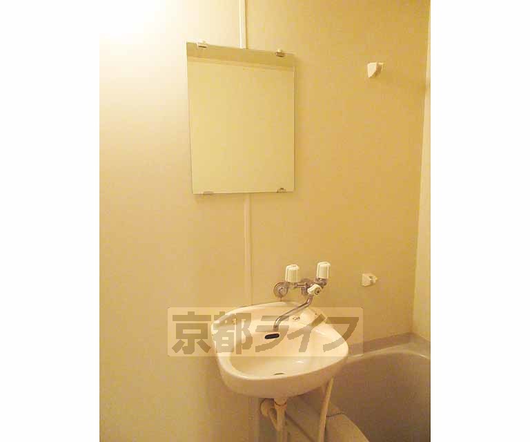 洗面設備　鏡付き！