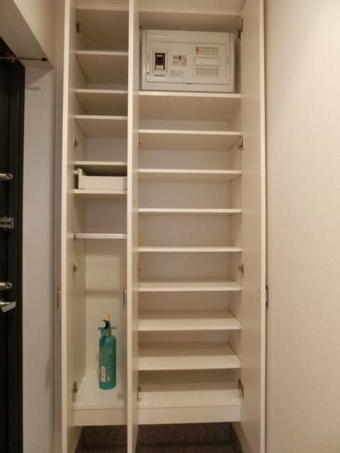 その他設備　シューズボックス★（別室参考写真）