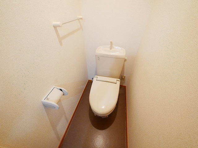 トイレ　コンパクトで使いやすいトイレです