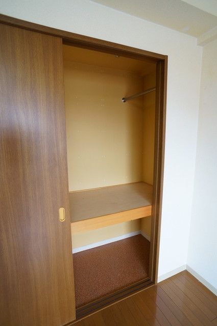 収納　他号室。参考写真