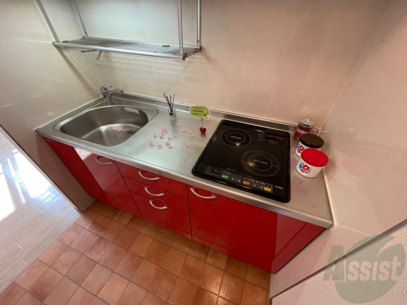 キッチン　キッチンにはＩＨコンロが設置されています！