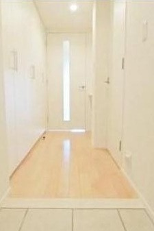 玄関　※別部屋参照