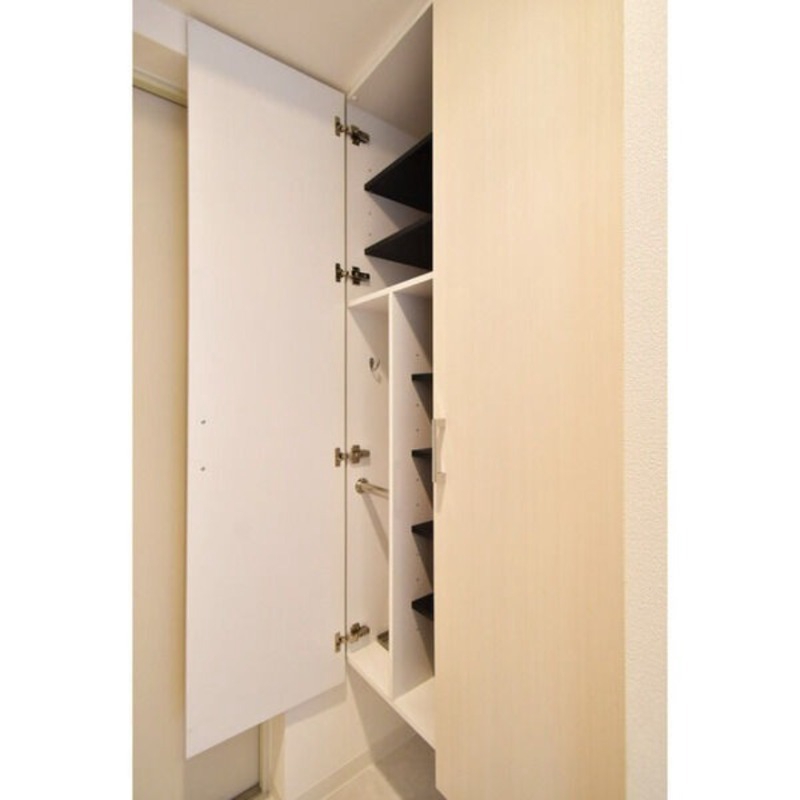 玄関　バルコニー