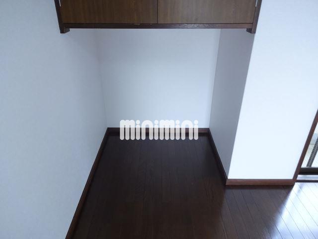 その他部屋・スペース　居室内上部収納下のスペース