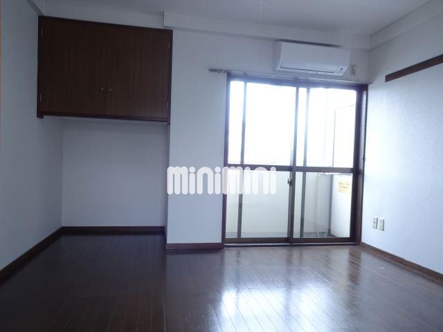 居室・リビング　朝日の入る　東向きのお部屋です