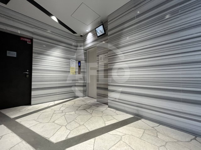 ロビー　エスライズ大阪ドームレジデンス　ロビー