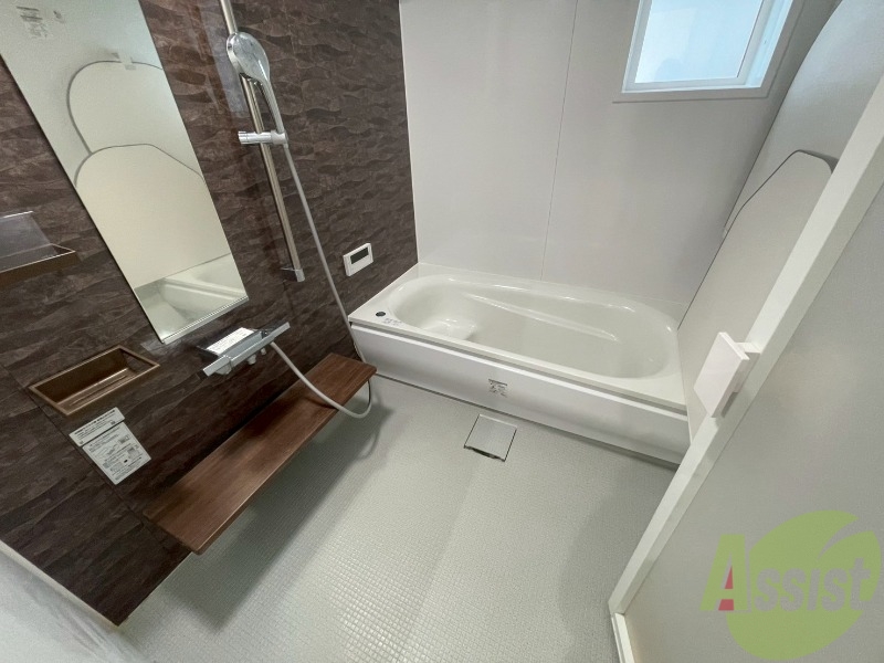 バス・シャワールーム　お風呂になります。一日の疲れを癒してくださいね。