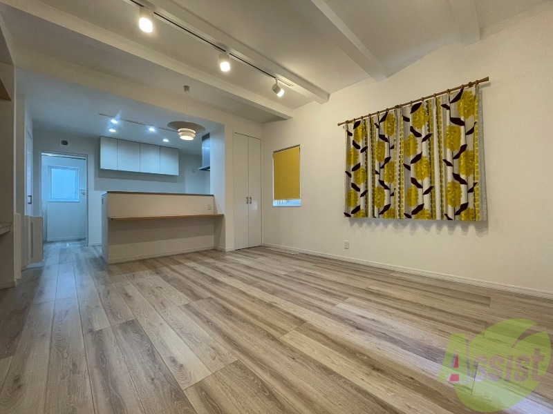 居室・リビング　広くてきれいなリビングです！快適に過ごせそうですね。