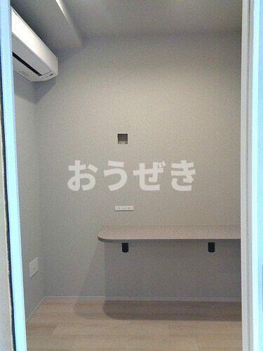 その他部屋・スペース　洋室約2.0畳