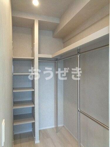 収納　ウォークインクロゼット