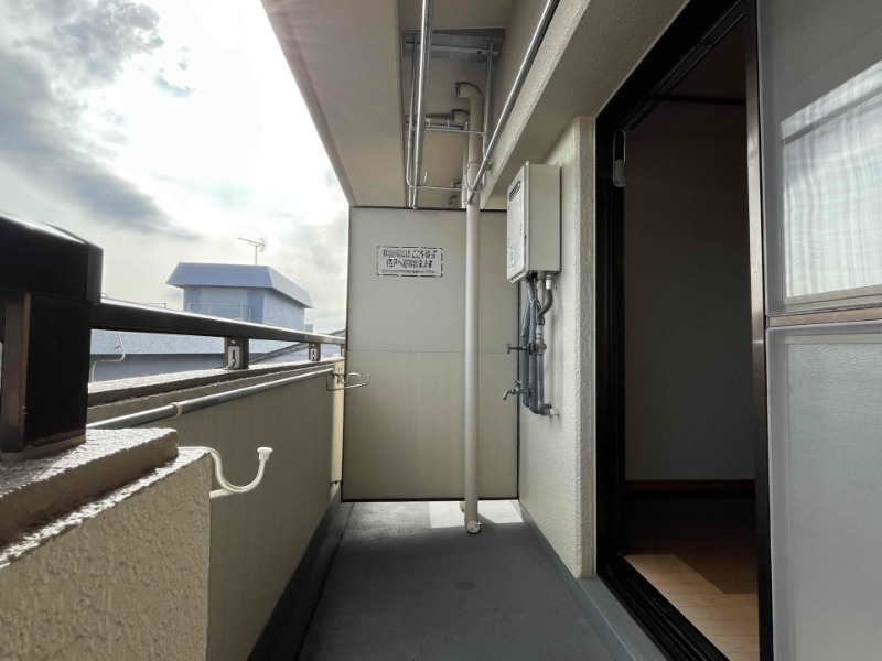 バルコニー　同物件別部屋イメージ