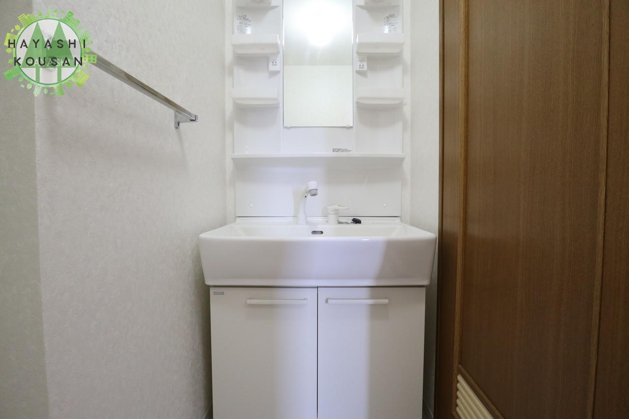 洗面設備　シャンプードレッサー