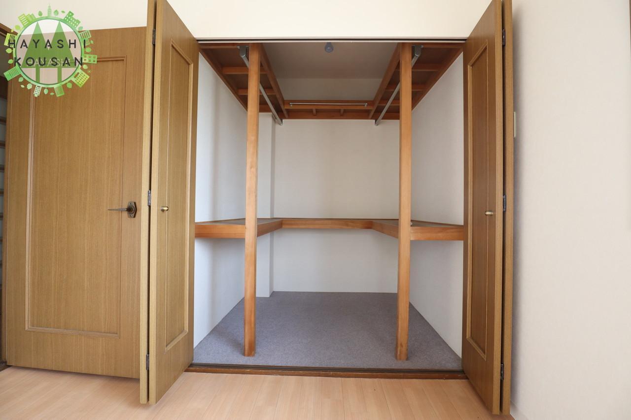 収納　クローゼット