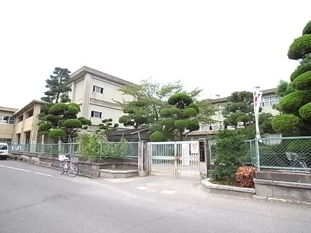小学校　平城小学校（小学校）まで382m