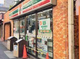 コンビニ　セブンイレブン文京本駒込2丁目店（コンビニ）まで118m