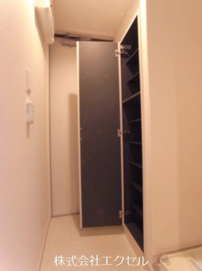 玄関　大容量のシューズボックスです。