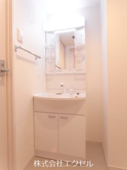 洗面設備　独立洗面台です。