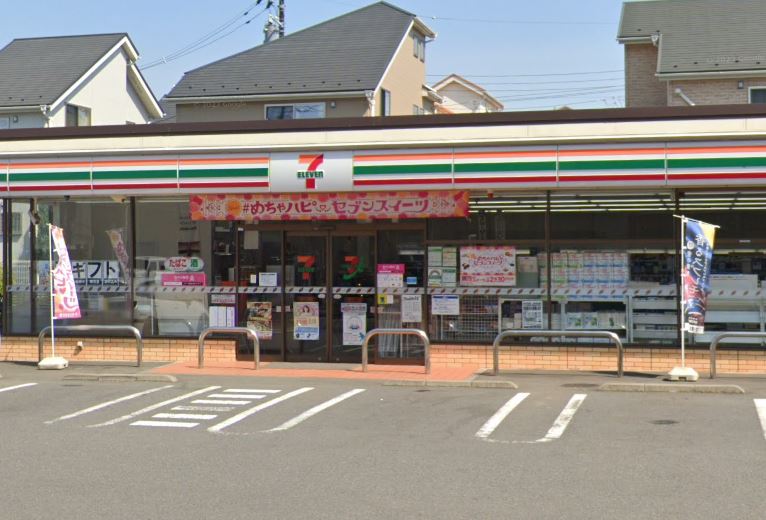 コンビニ　セブンイレブン 三鷹牟礼7丁目店（コンビニ）まで823m