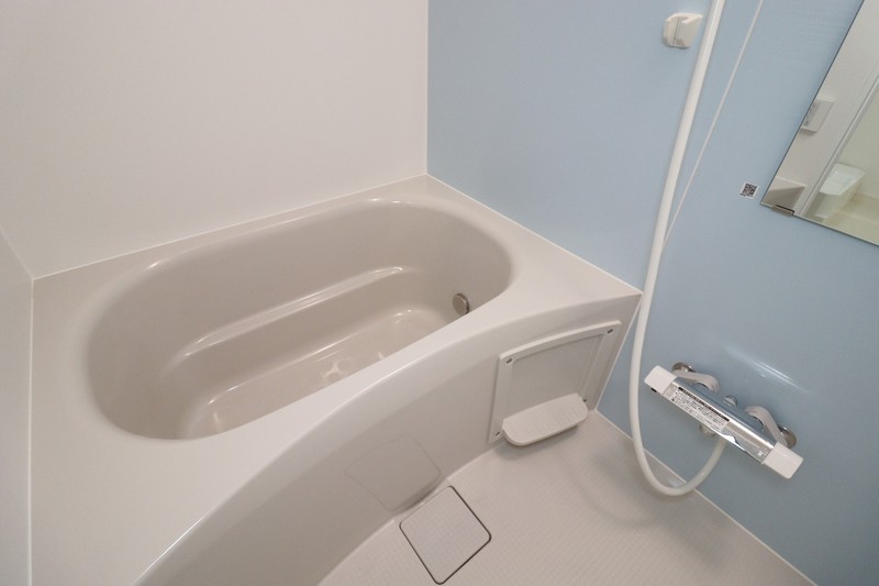 バス・シャワールーム　追い焚き機能・浴室乾燥