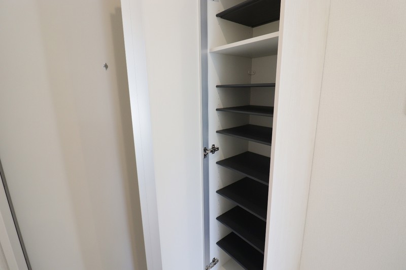 収納　シューズボックス