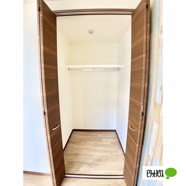 収納　同タイプ部屋写真です