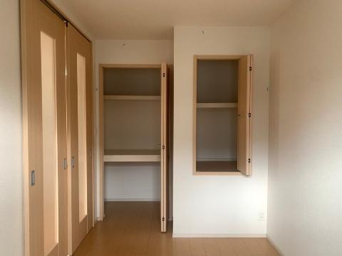 収納　※同タイプ反転