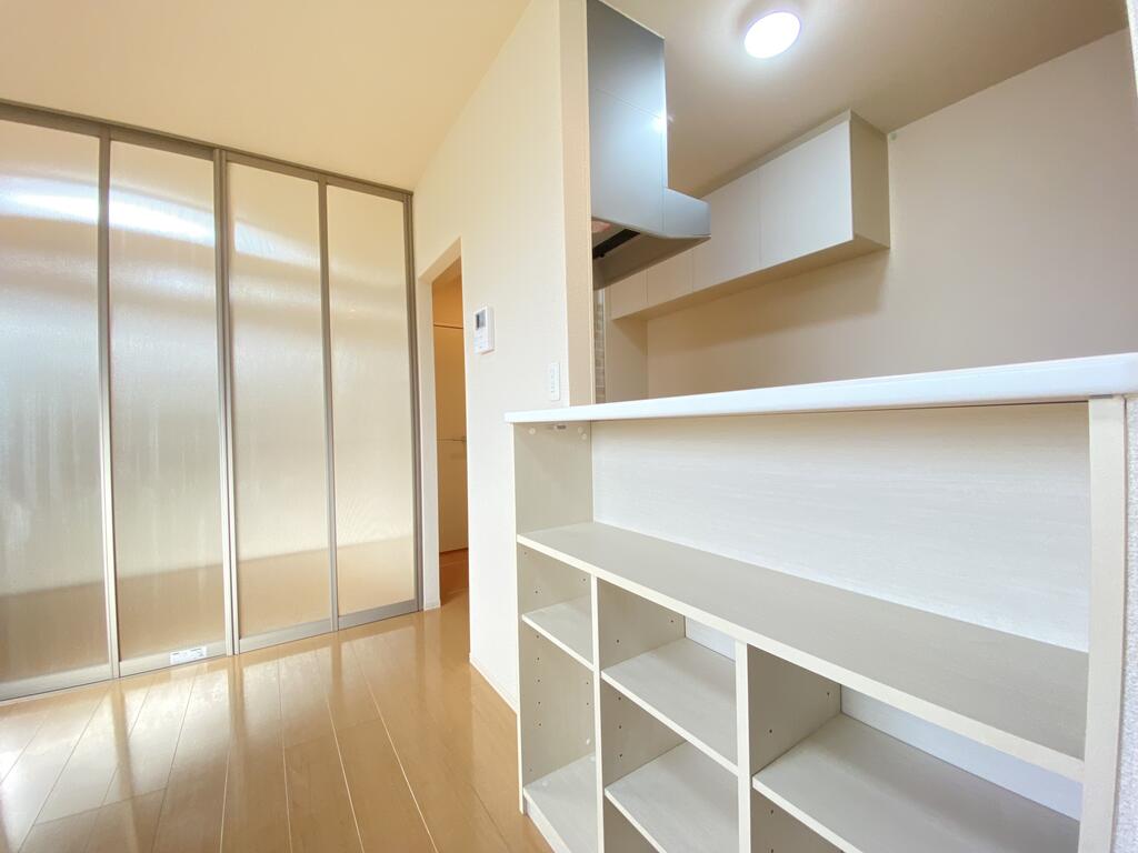 建物外観　同間取り反転タイプ部屋参考画像です