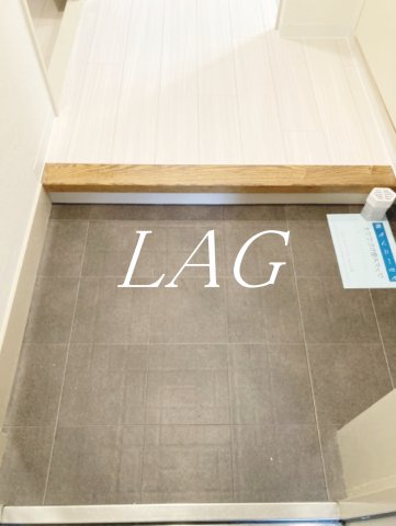 玄関　玄関です。（同仕様です。）