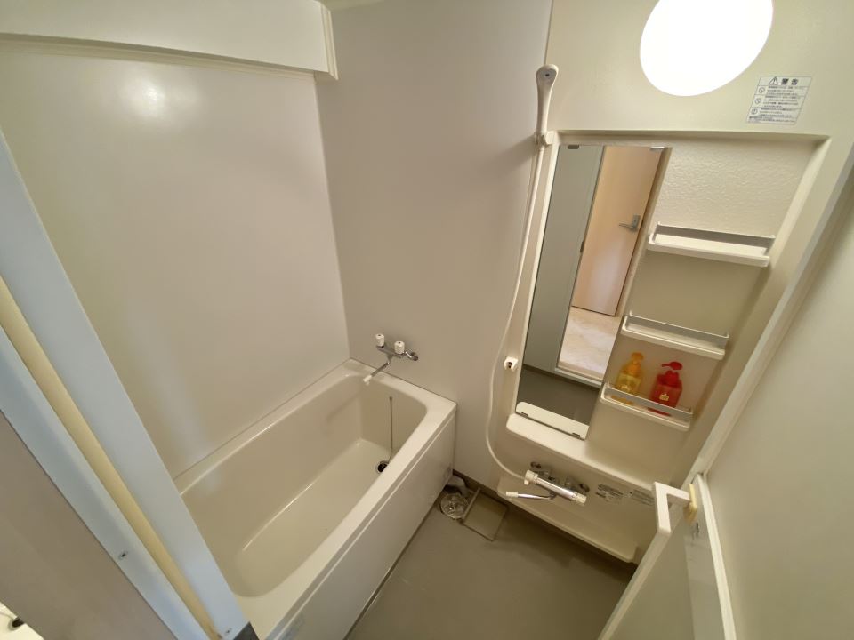 バス・シャワールーム　サーモ式で温度調整が楽々です