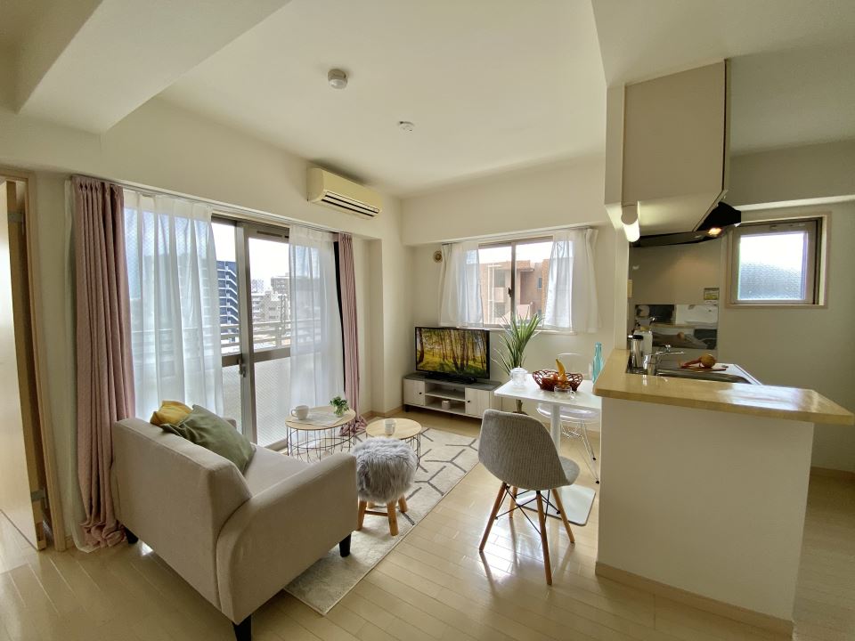 居室・リビング　１２．７畳のＬＤＫ　日当たり良好です