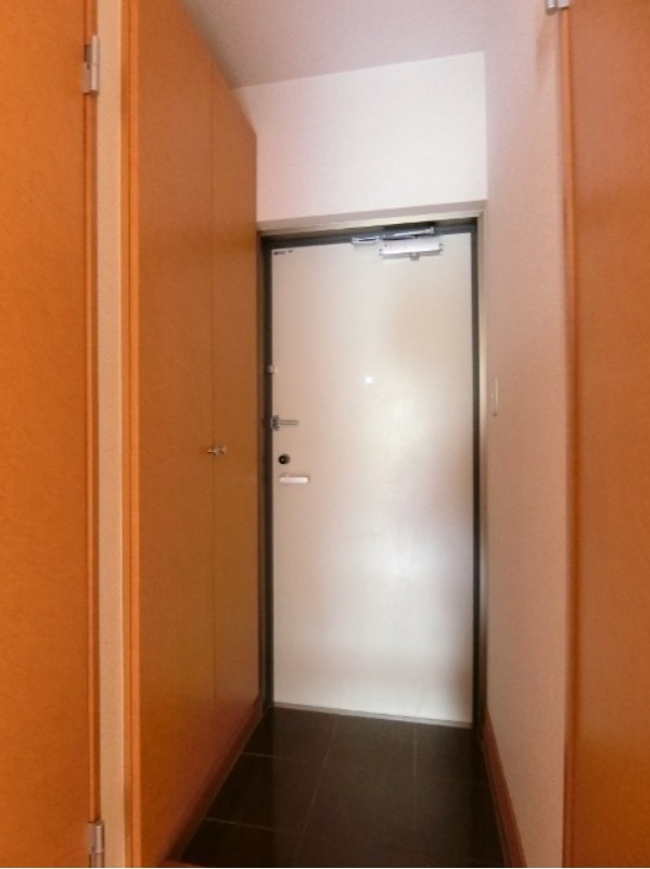 玄関　図面と現状に相違がある場合には現状を優先